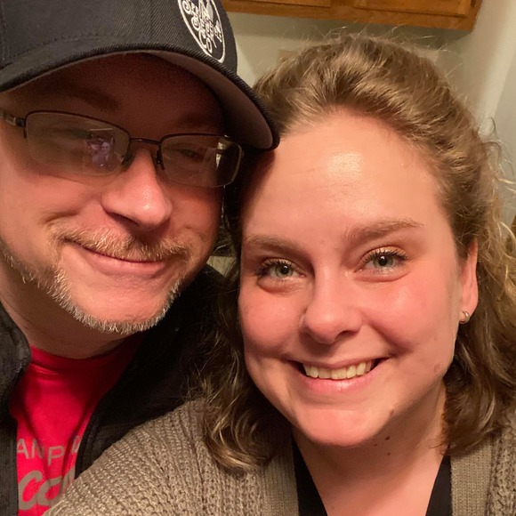 Meet your Posher, Erin - Picture 1 of 1